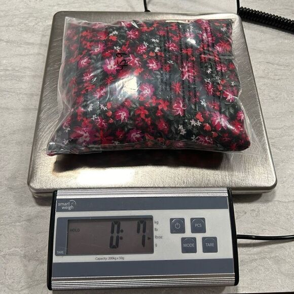 Torrid Women’s Pink Multicolor Floral Flannel Harper Roll Tab Top Size 1 X - Picture 15 of 15